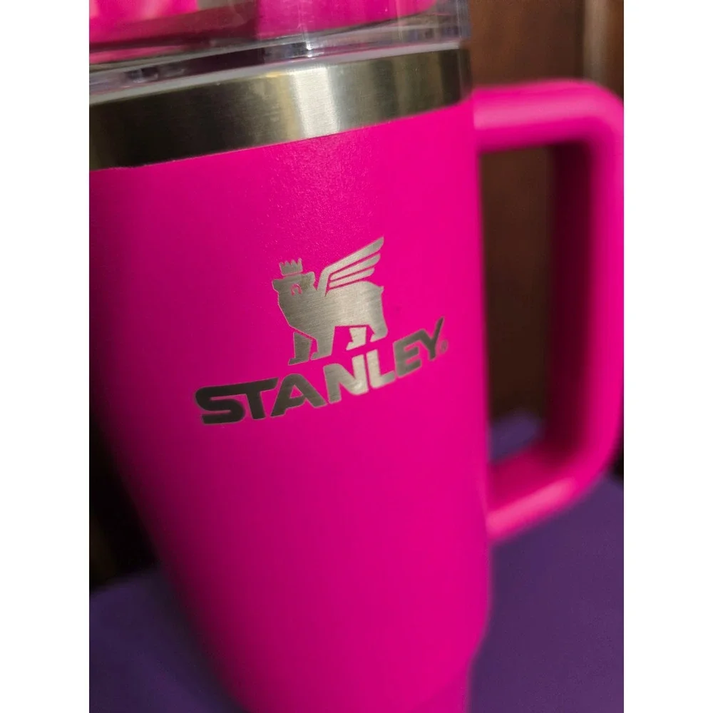 Stanley Quencher H2.0 FlowState Tumbler 30oz Camelia Pink Stainless Steel Mug - Picture 2 of 8